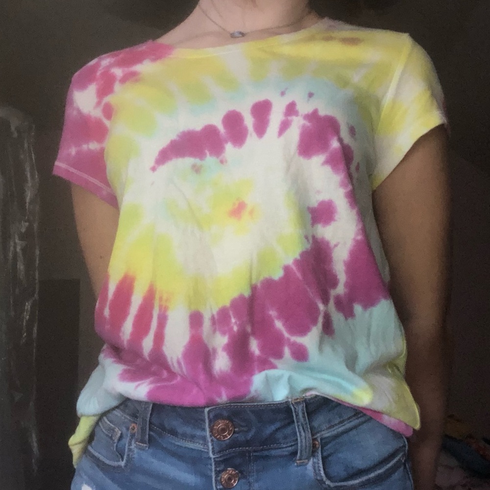 tie dye tshirt